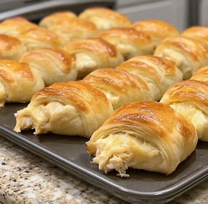 Flaky Chicken Puff Pastries